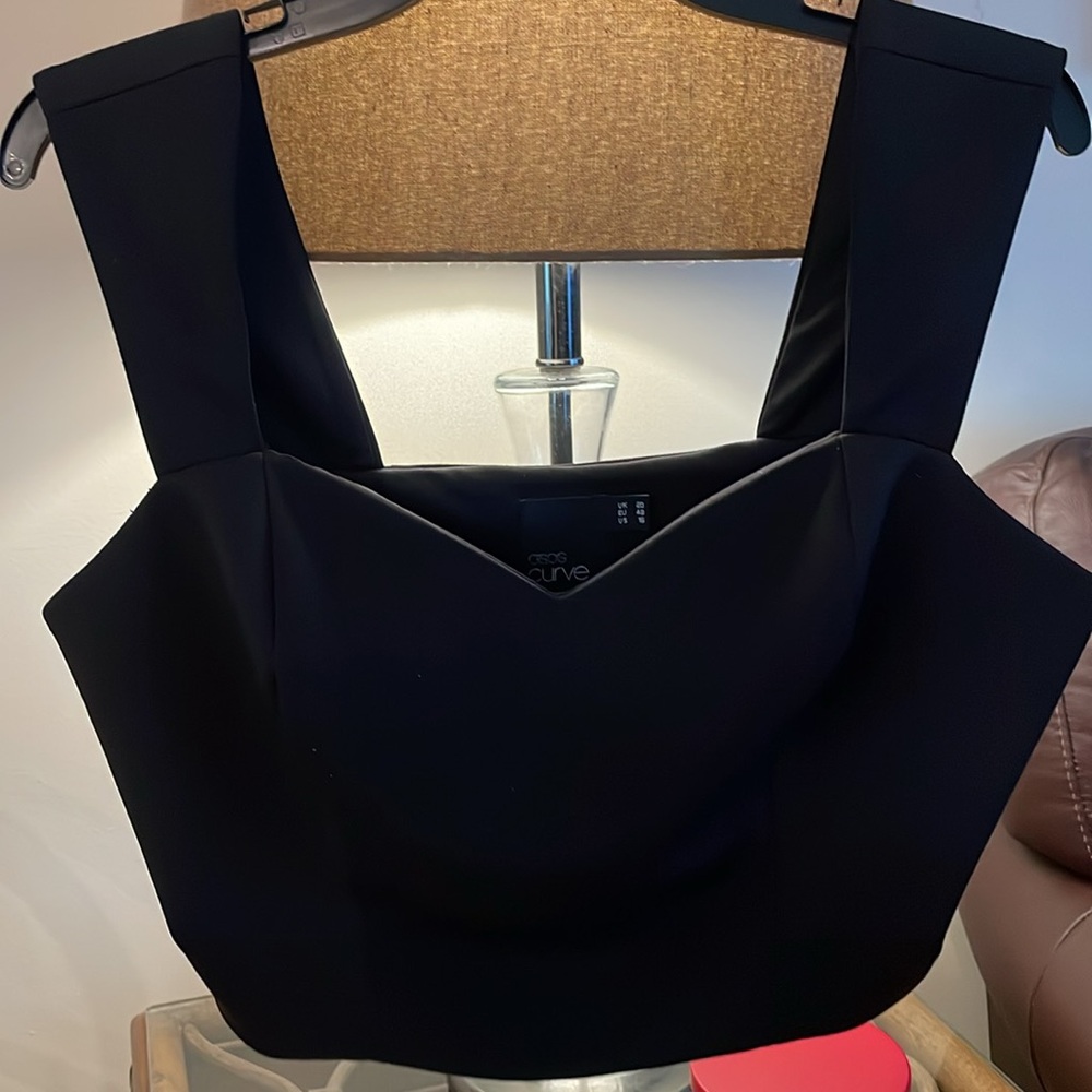 ASOS Black Crop Top Sleek and Stylish NWOT - Picture 4 of 6
